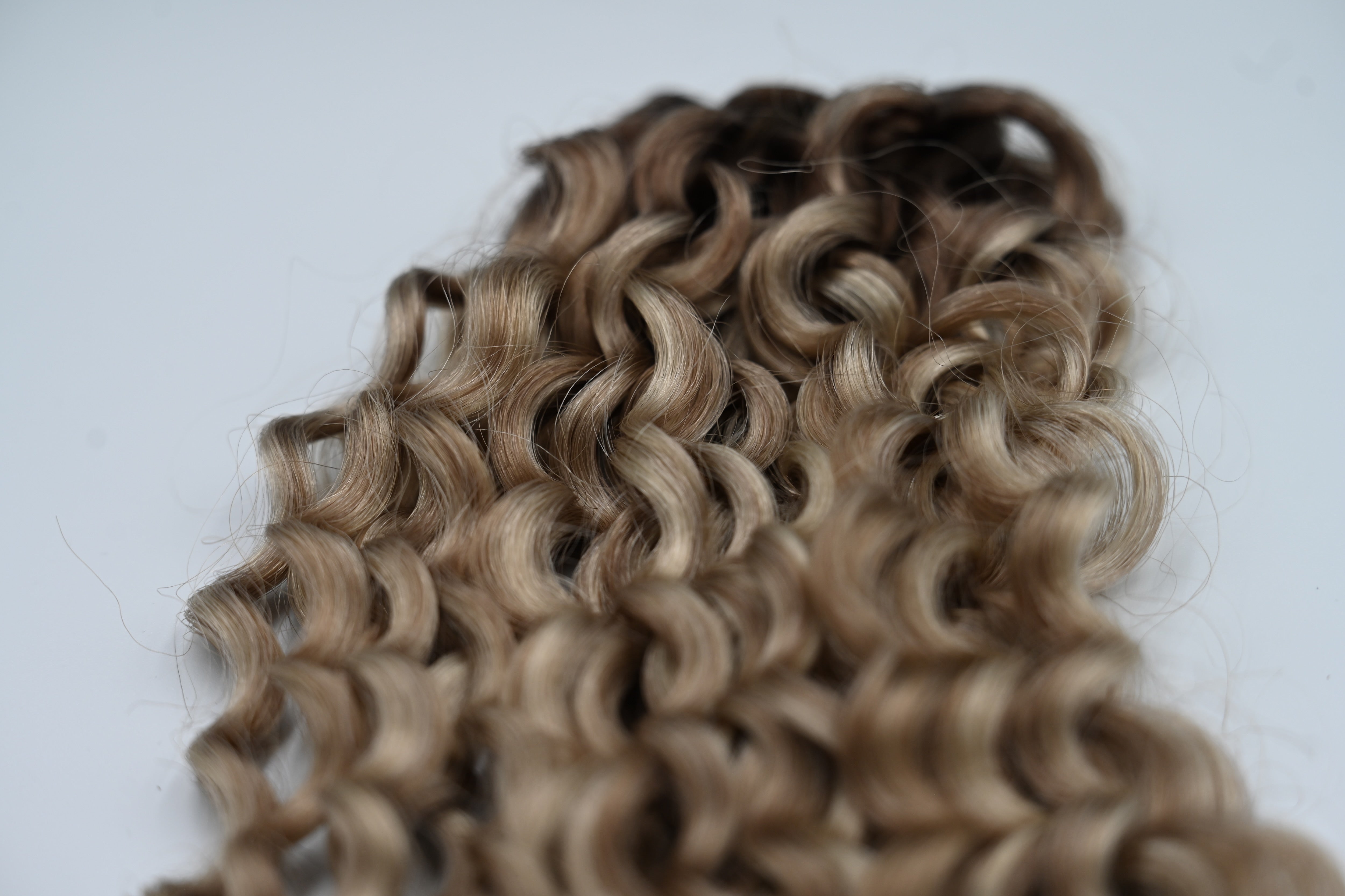 Signature Curl Collection