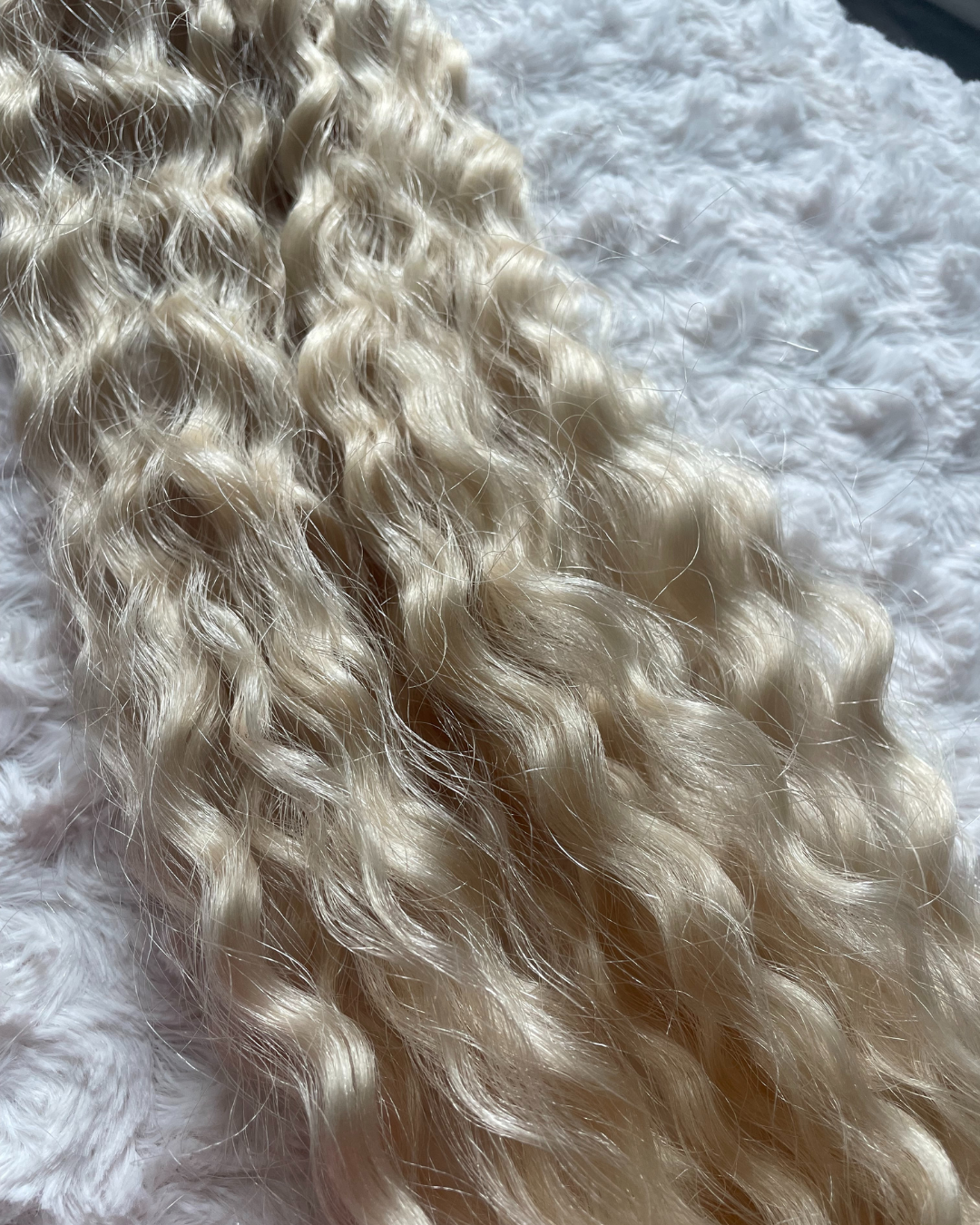 Signature Curl Collection